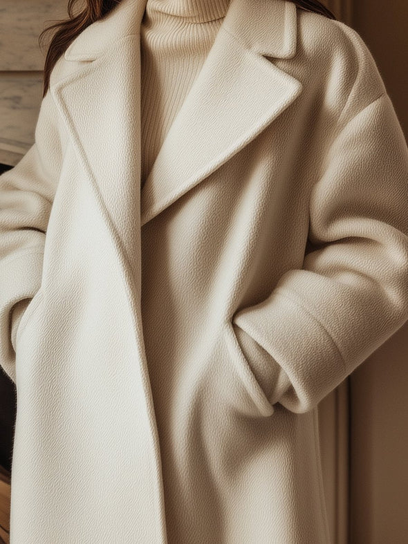 Timeless White Wool Coat with Classic Lapel Design